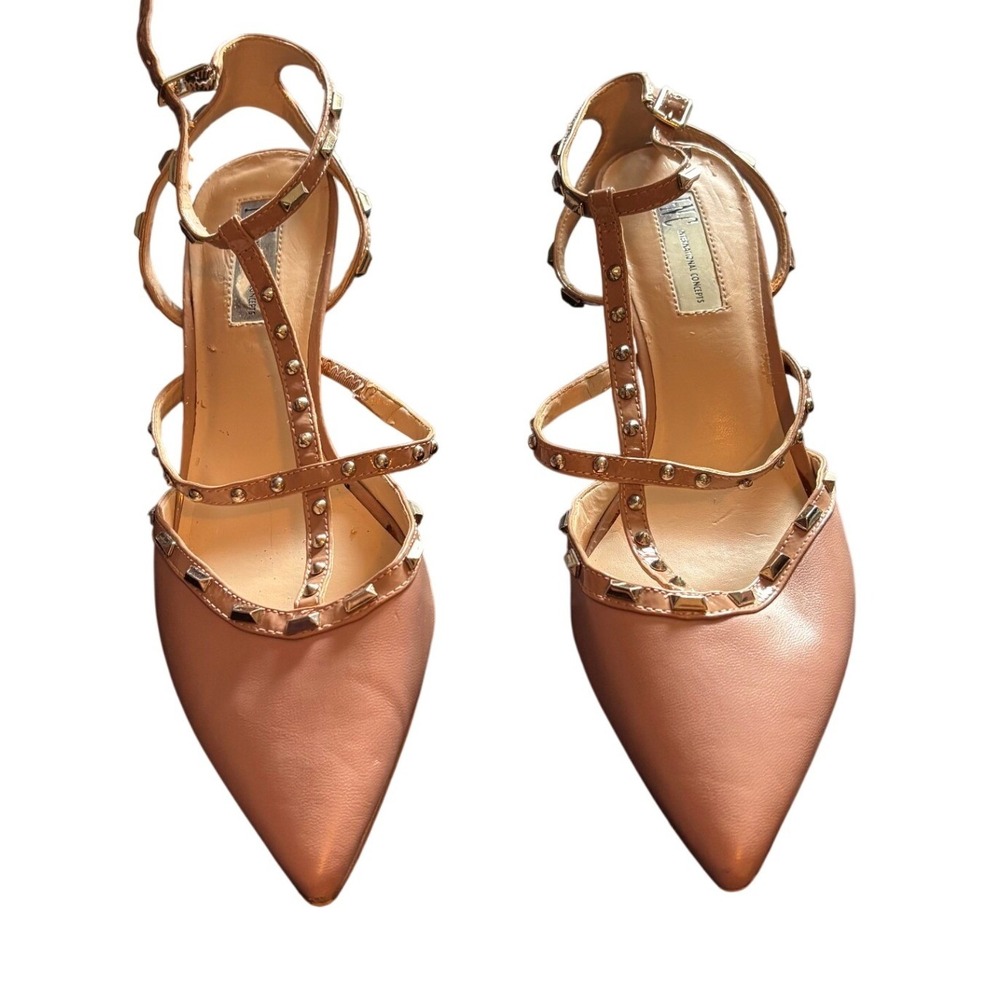 INC International Concepts Carma Blush Pink Studded T-Strap Kitten Heels 9.5M